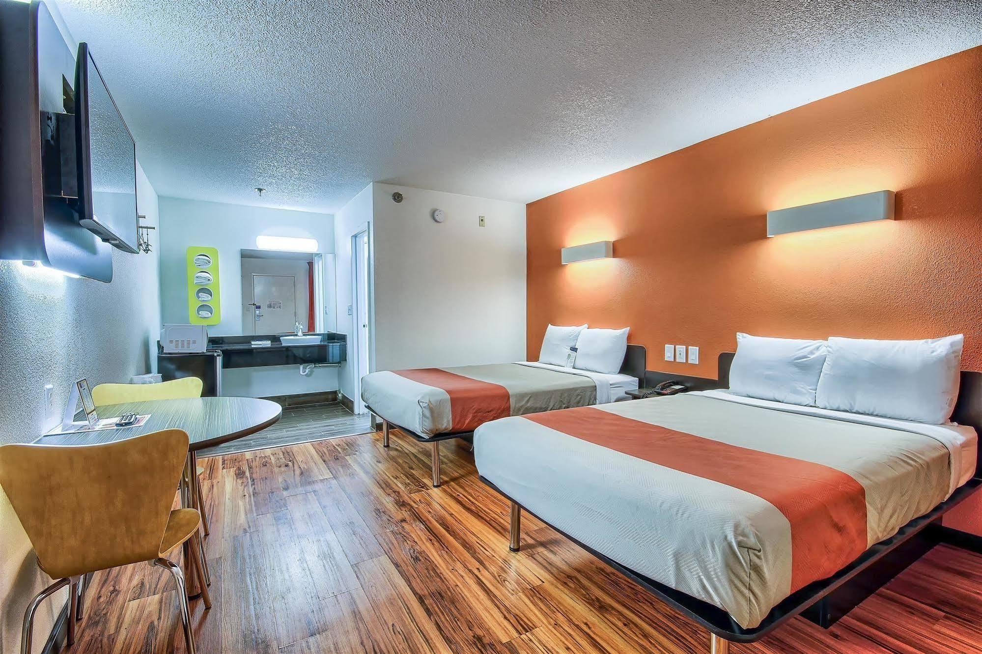 Motel 6-Columbus, Oh - West ภายนอก รูปภาพ