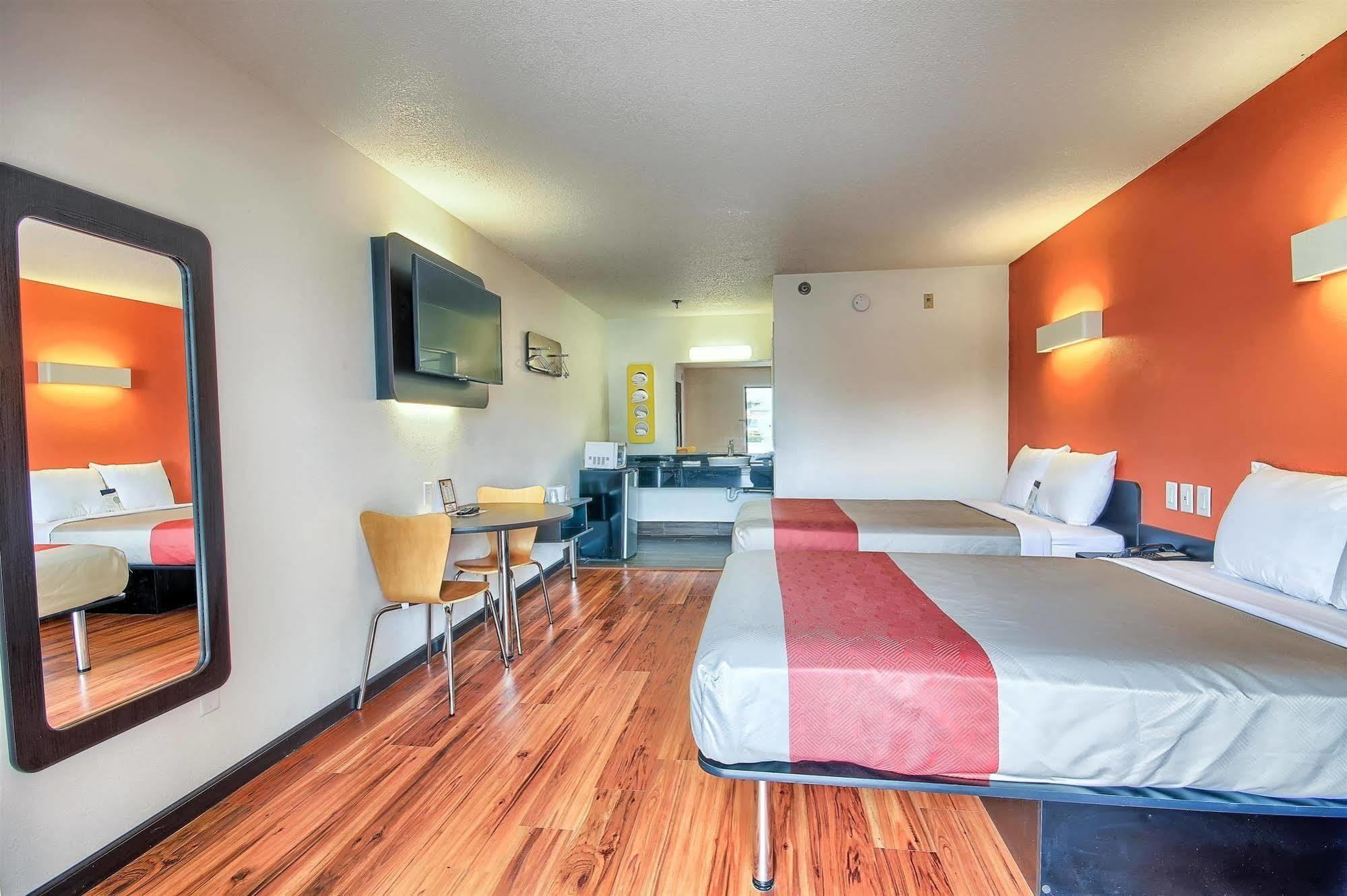 Motel 6-Columbus, Oh - West ภายนอก รูปภาพ